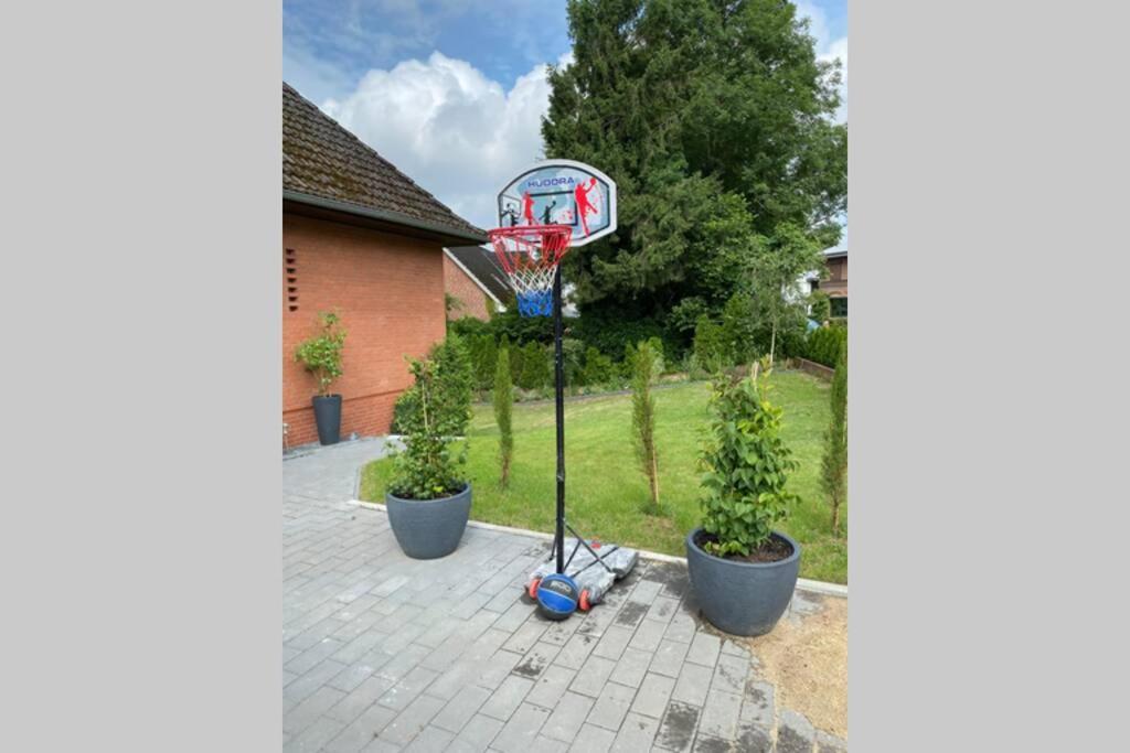 Schoene Wohnung Mit Garten Beim Outletcenter 5 Km Boostedt Exteriör bild