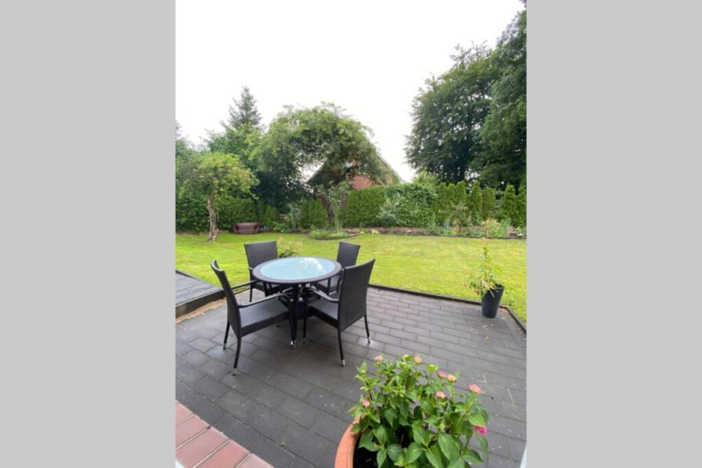 Schoene Wohnung Mit Garten Beim Outletcenter 5 Km Boostedt Exteriör bild