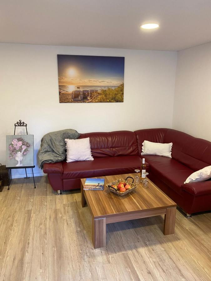 Schoene Wohnung Mit Garten Beim Outletcenter 5 Km Boostedt Exteriör bild