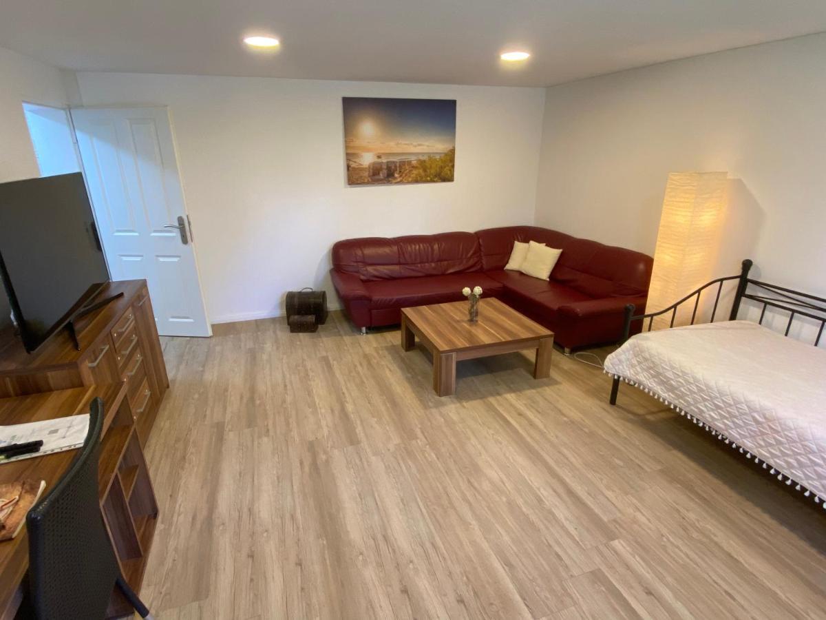 Schoene Wohnung Mit Garten Beim Outletcenter 5 Km Boostedt Exteriör bild